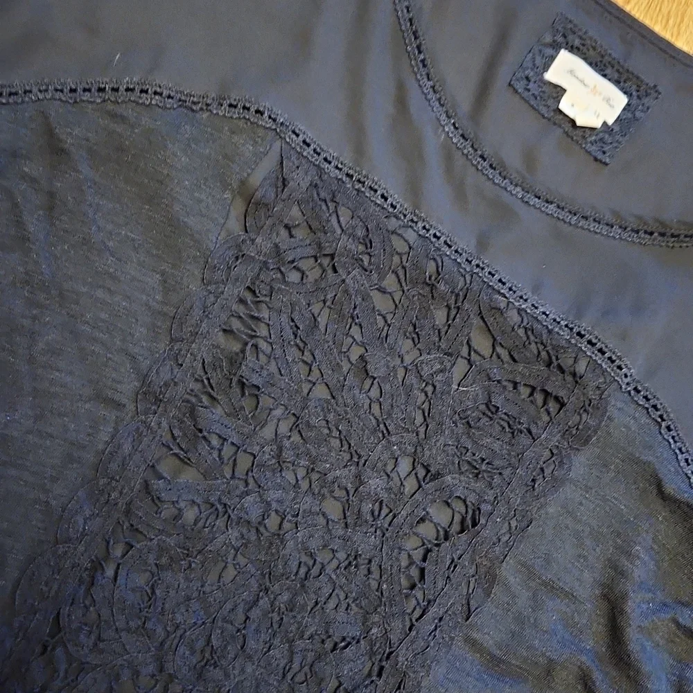 ANTHRO Meadow Rue black lace panel top sz small
